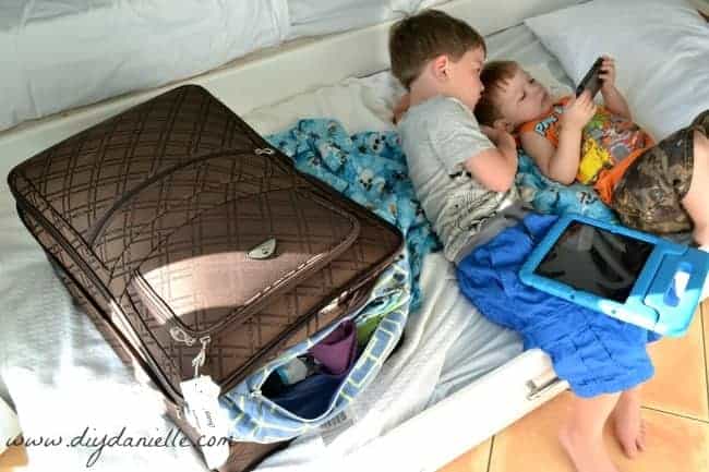 Sew a Laundry Bag for Traveling that Fits Perfectly in Your Suitcase - DIY  Danielle®