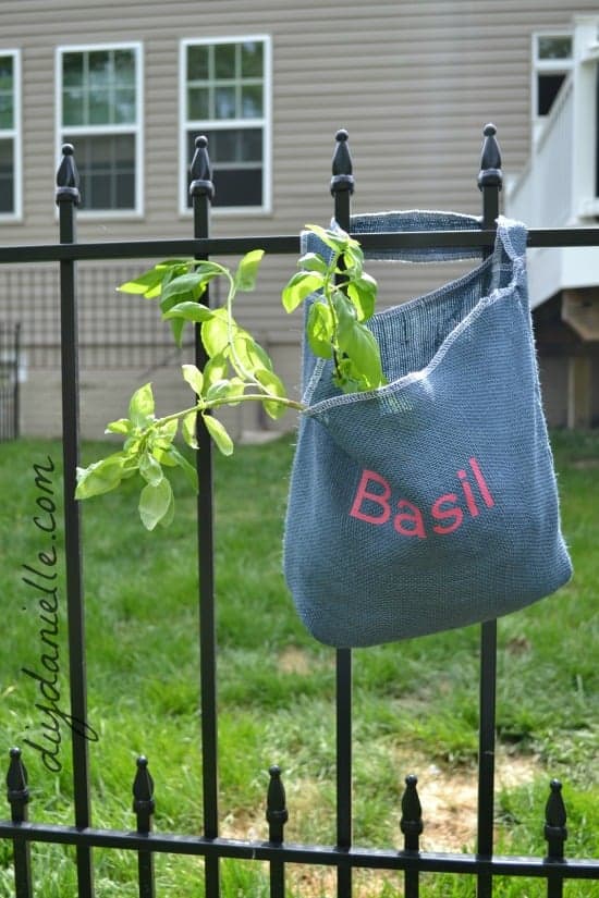 Gorgeous Hanging Herb Bags for the Garden Fence! 