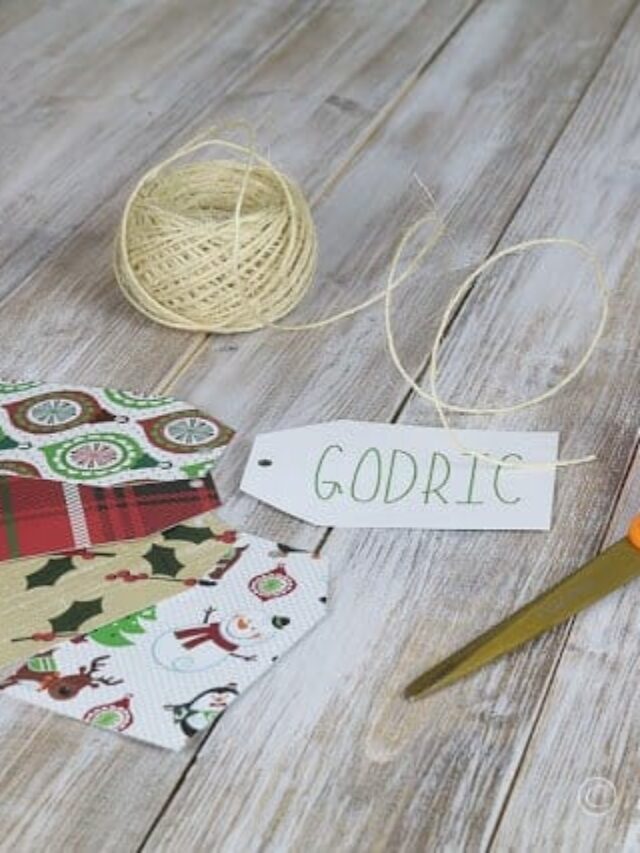 DIY Christmas Gift Tags with a Cricut