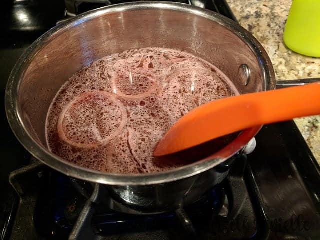 Red wine sauce for culotte steak.