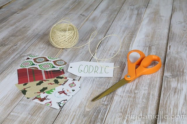 DIY Gift Tags with a Cricut