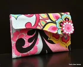 Mini wallet that could be a fun party favor to sew.