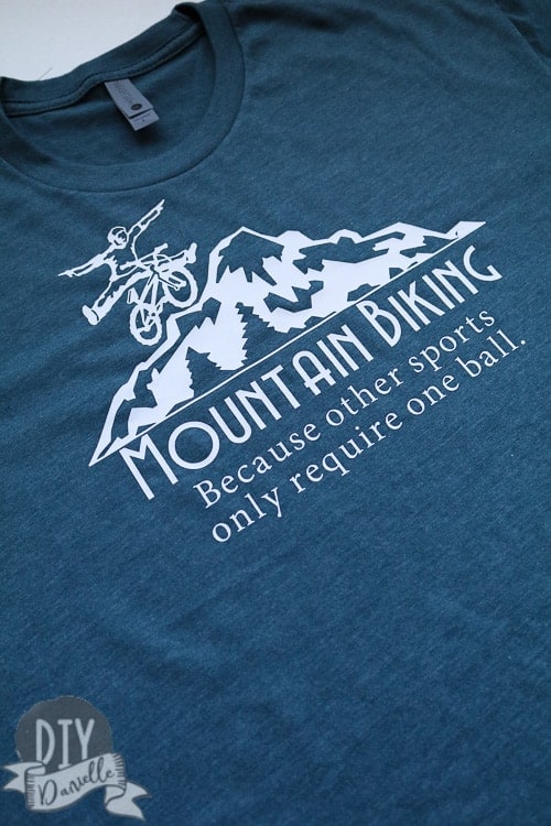 This easy and quick t-shirt is the perfect gift for a  mountain biking fan!