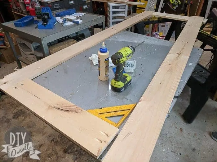 Finishing up the last piece for the frame of the screen door.