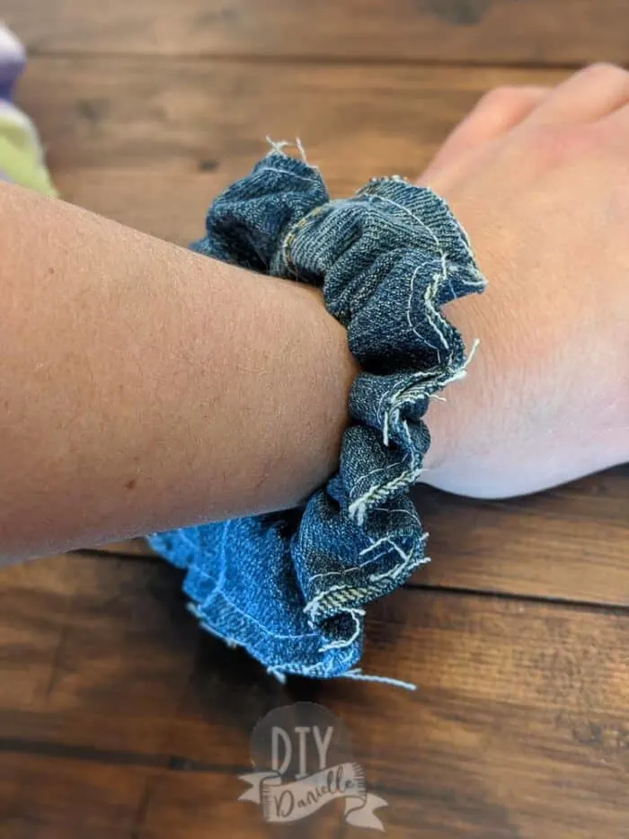 Scrunchie made with upcycled jeans.