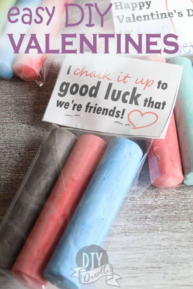 Make these easy DIY Valentines cards for kids with sidewalk chalk! Such a cute practical idea if you have warm spring weather coming! 