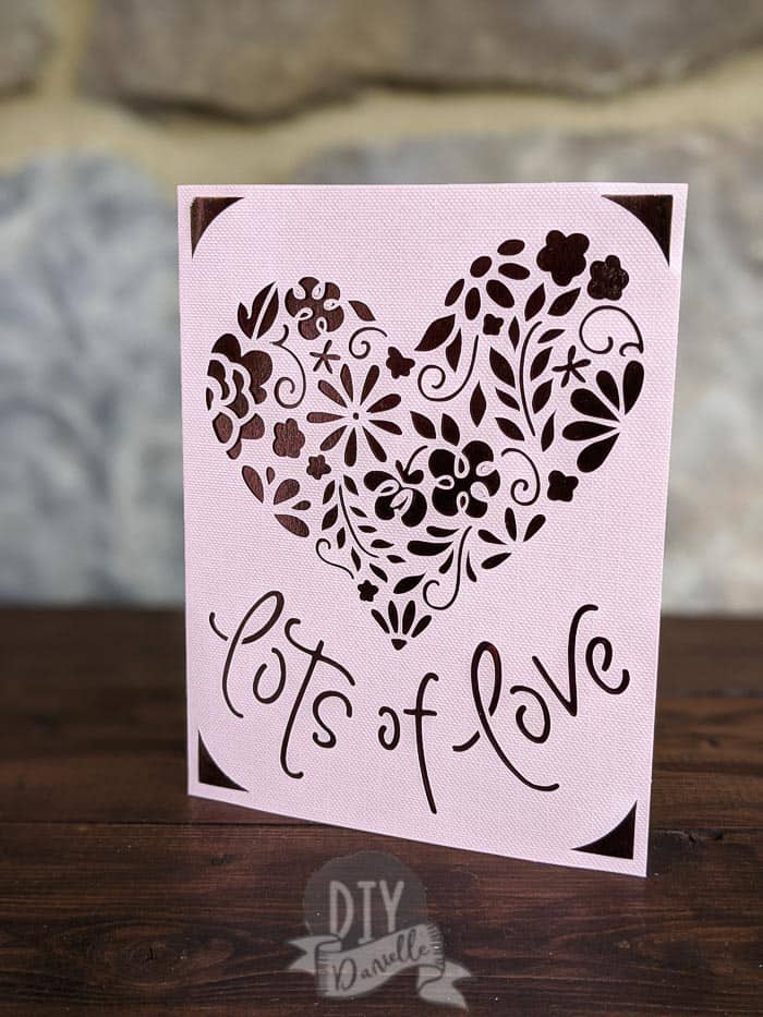 "Lots of Love" with floral heart greeting card using the Cricut Joy and the specialized cardmat.