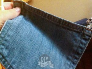 How to Make a Denim Purse from Upcycled Jeans - DIY Danielle®