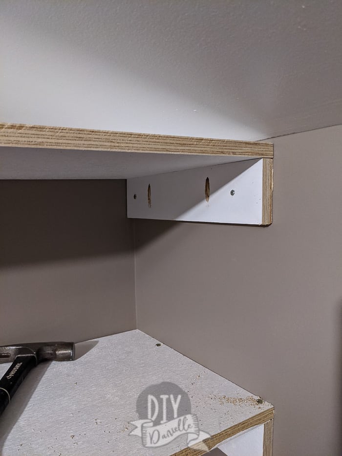Using Plywood For Diy Closet Shelves, How To Build Wardrobe Shelves