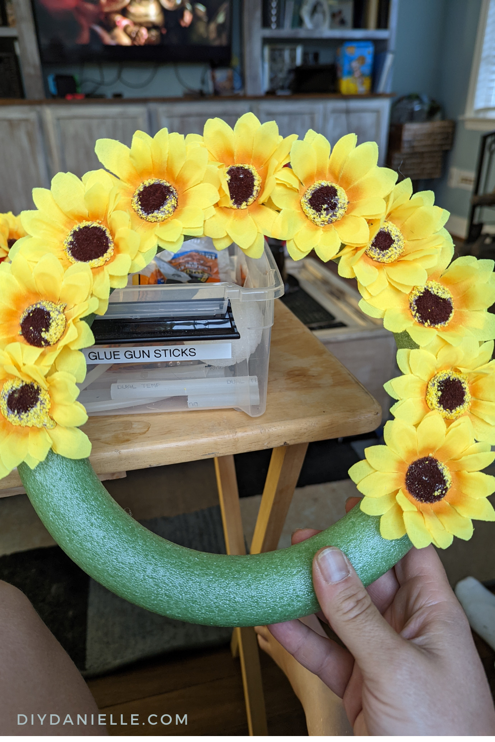 DIY Sunflower Wreath - DIY Danielle®