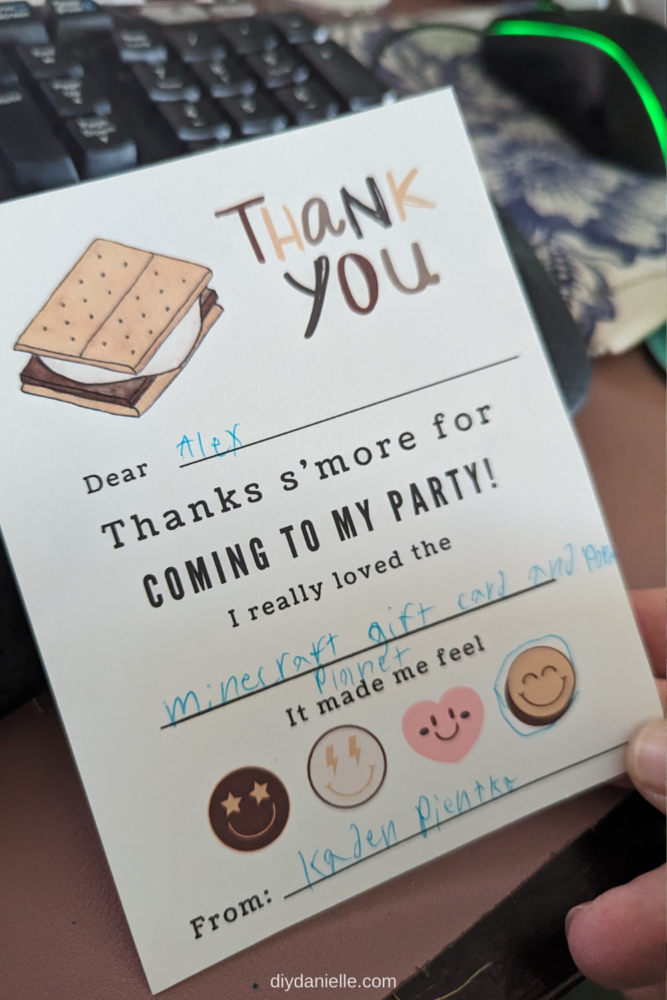 Thank you card for a s'mores themed birthday party. Includes easy to fill out sections for the gift and names.