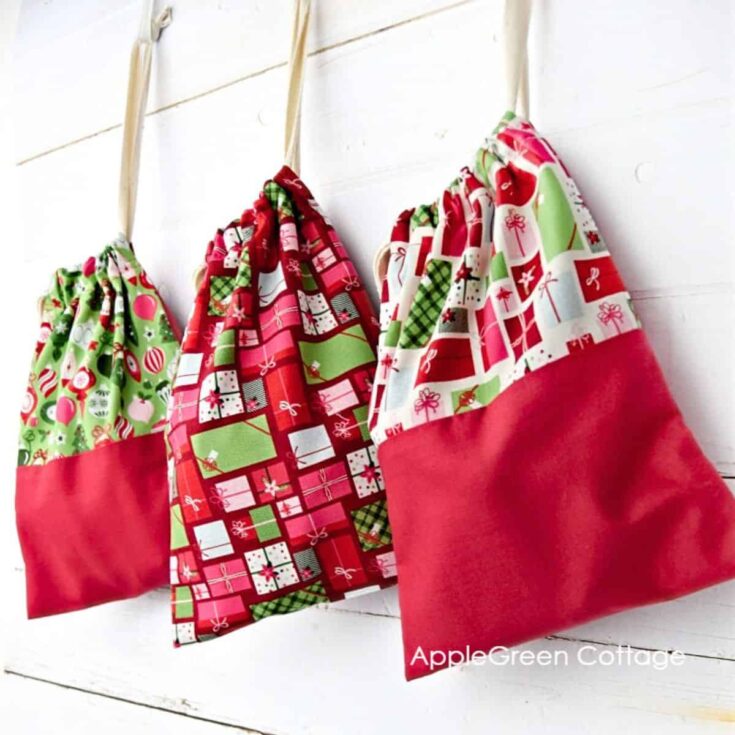 Image for Super Easy DIY Fabric Gift Bags