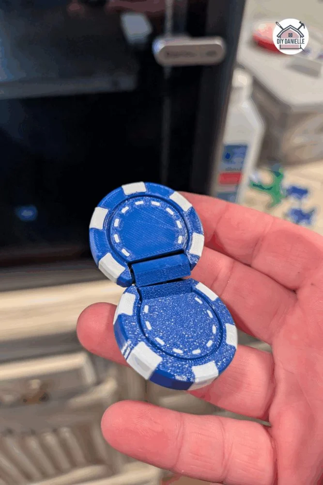 3D printed poker chip-style fidget spinner designed for quiet spinning and easy pocket storage