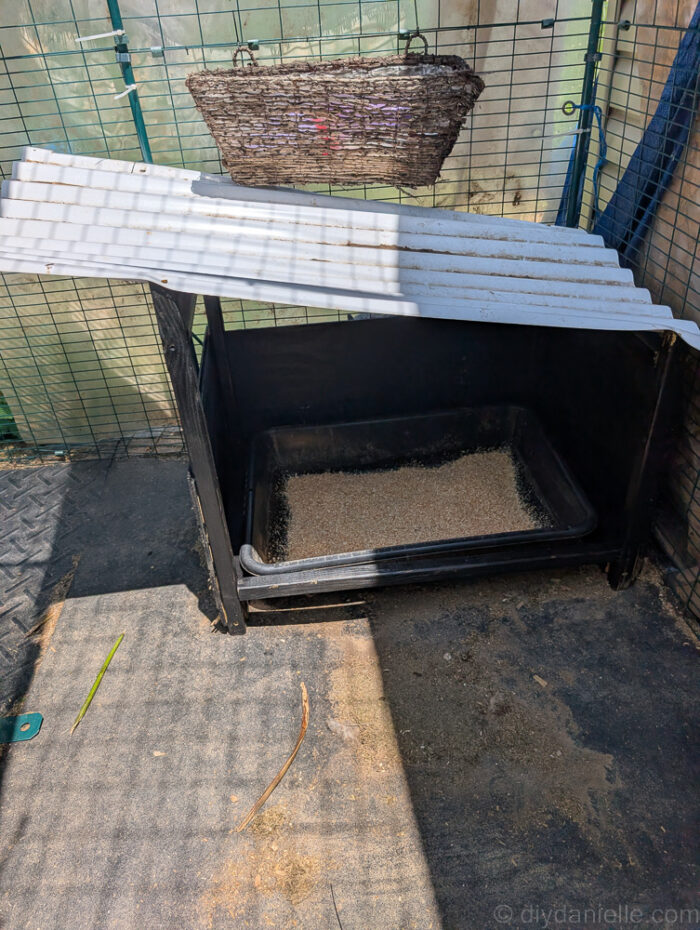 outdoor litter box enclosure